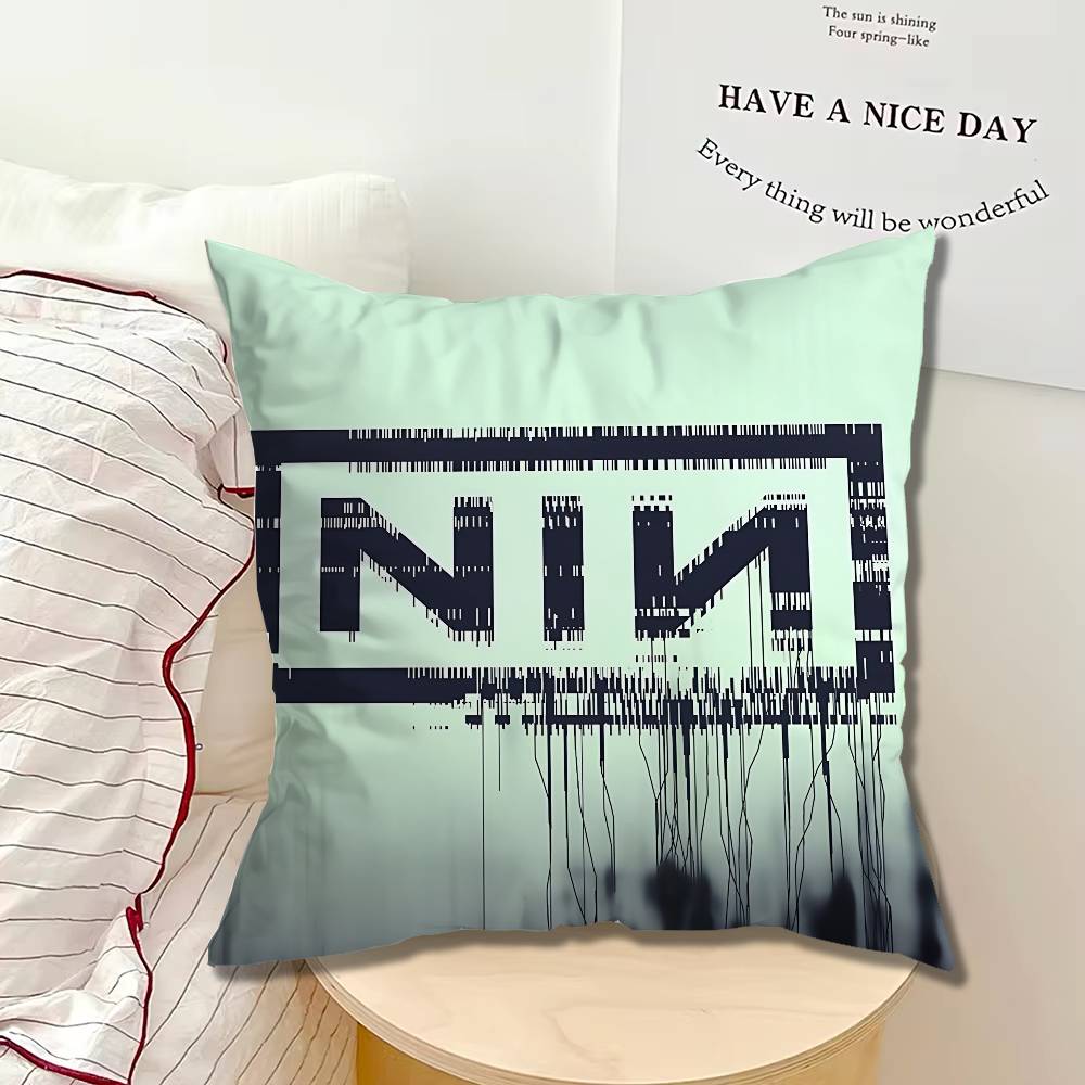 N-Nine Inch Nails The Fragile  – Home Textiles Throw Bewertung und Preis